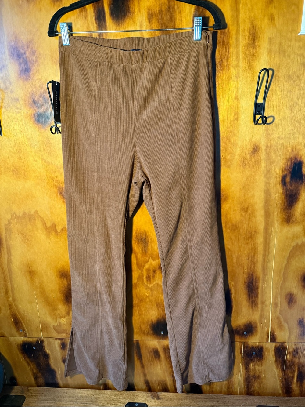 Boot-Cut Pants in Brown